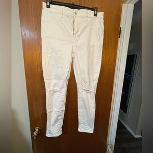American Eagle white distressed jeggings size 14